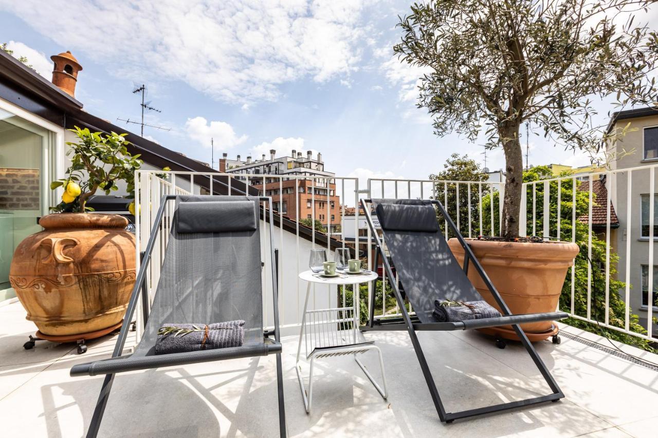*Villa Olivo*With Private Terrace & Jacuzzi + 3Bedrooms Milão Exterior foto